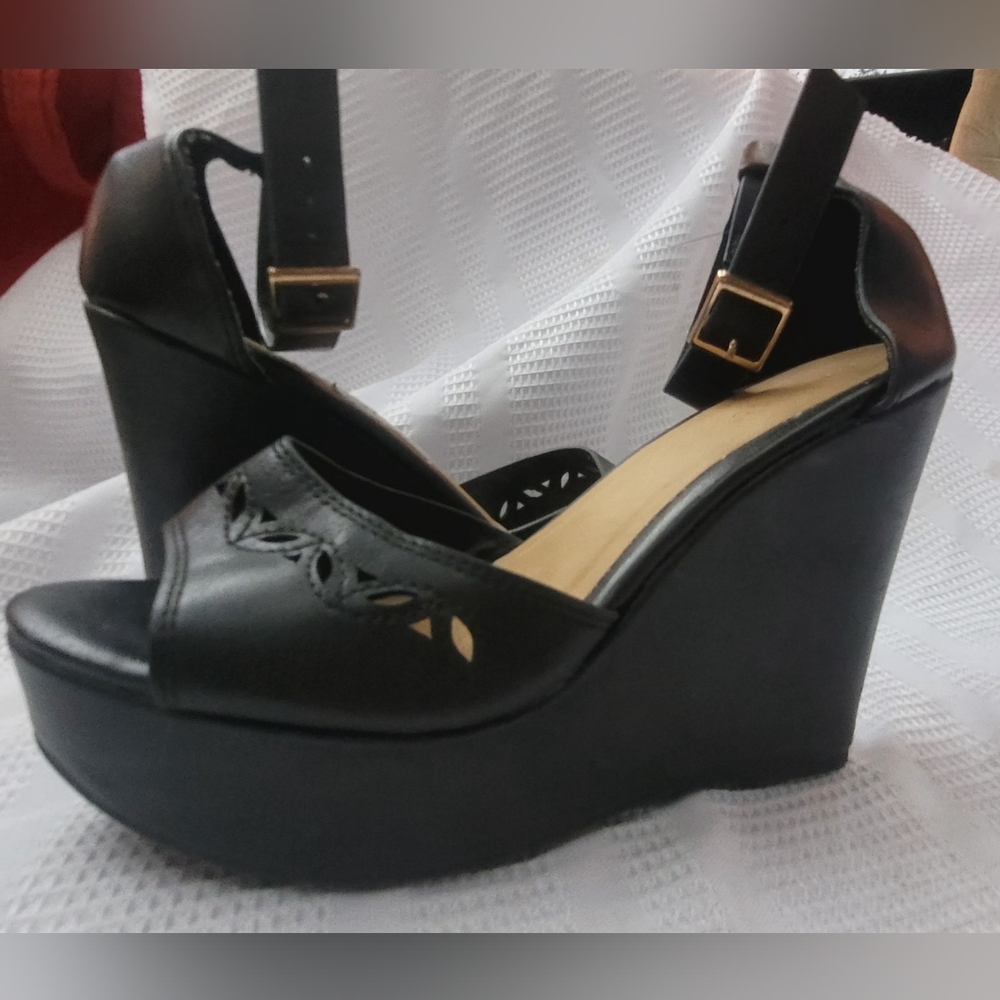 Black Wedge Heels